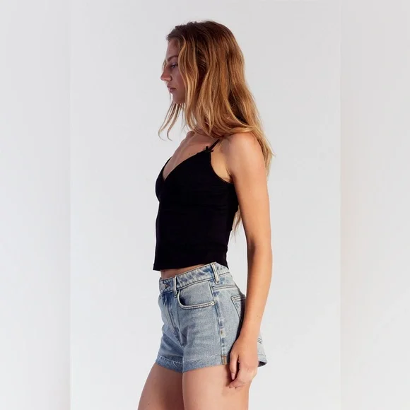 PacSun Mom Shorts | Size 29 Classic blue wash denim. - Picture 3 of 13